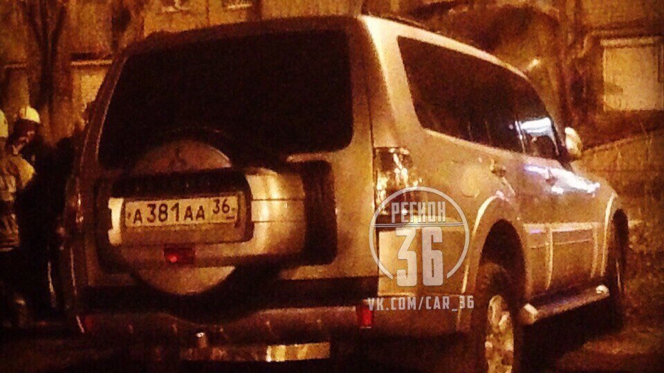 В Воронеже вновь подожгли машину ректора Сергея Колодяжного В Воронеже вновь подожгли машину ректора Сергея Колодяжного